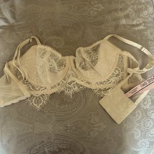 Victorias Secret lace bra